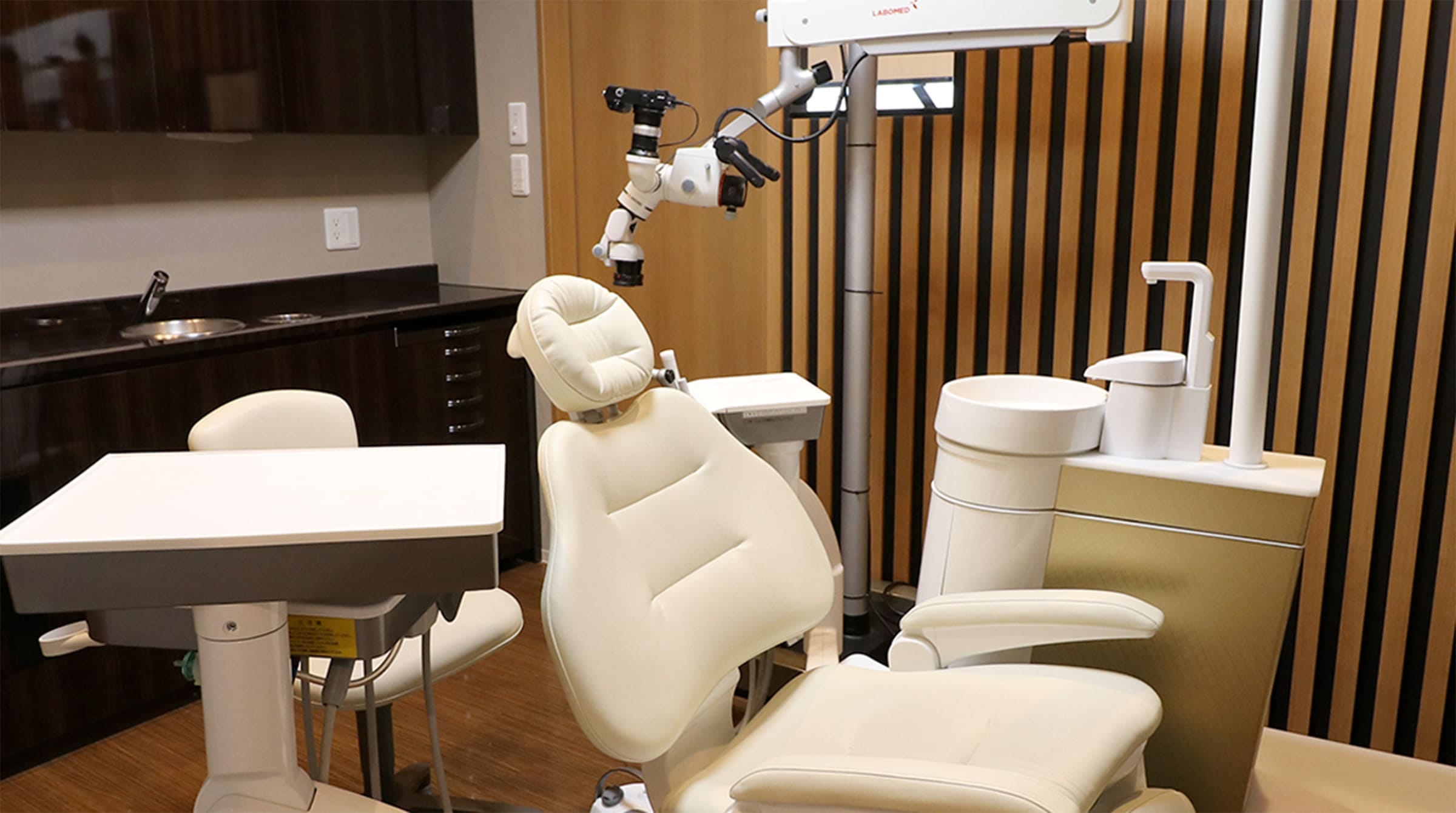 医療法人冨森会 冨森歯科医院